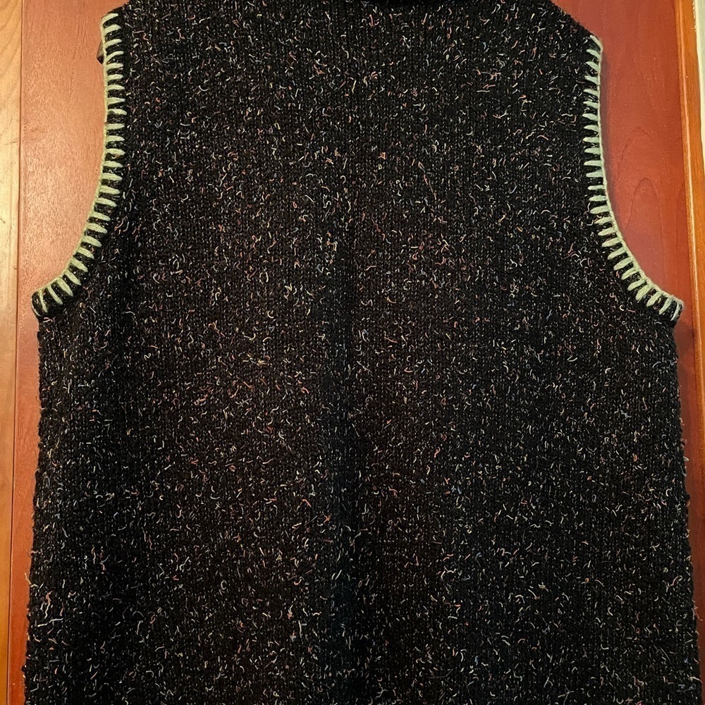 Christopher & Banks Hand Embroidered Sweater Vest Sz M Crochet - Picture 5 of 7